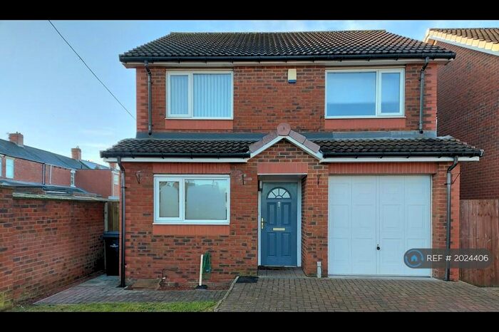4 Bedroom Detached House To Rent In Strawberry Mews, Choppington, NE62