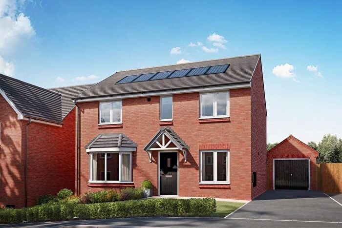4 Bedroom Detached House For Sale In Broken Stone Road, Blackburn, BB3