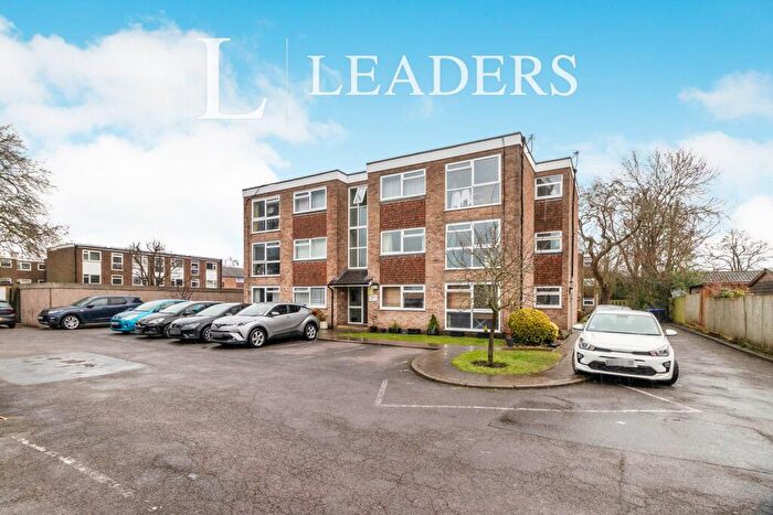 1 Bedroom Flat To Rent In Chanctonbury Gardens, Sutton, SM2