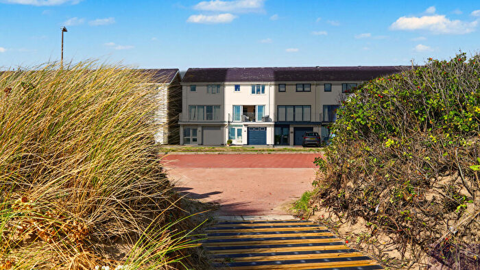 3 Bedroom Town House For Sale In Min Y Mor, Victoria Parade, Pwllheli, LL53