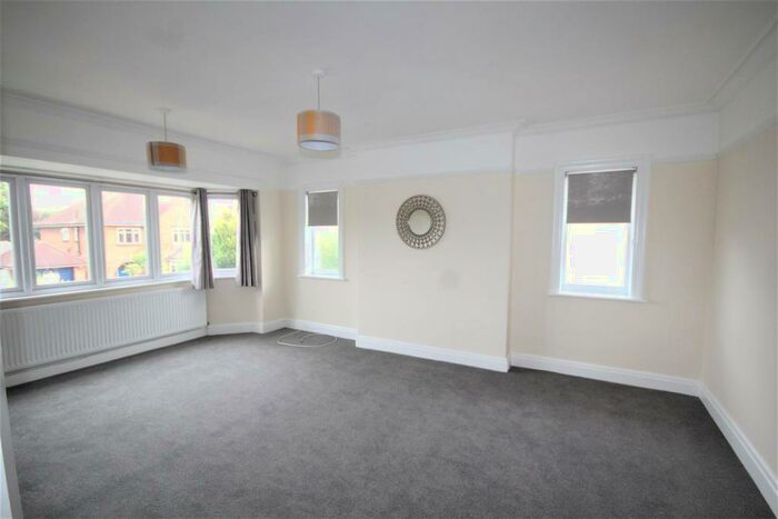 3 Bedroom Flat To Rent In Keswick Road, Bournemouth, BH5