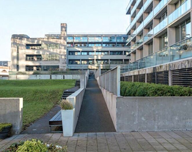 1 Bedroom Apartment For Sale In Timber Wharf, Worsley Street, M15