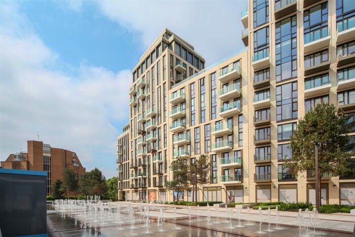 2 Bedroom Flat To Rent In Ariel House, Royal Docks, E1W