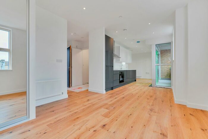 Studio To Rent In Lindsell Street, London, SE10