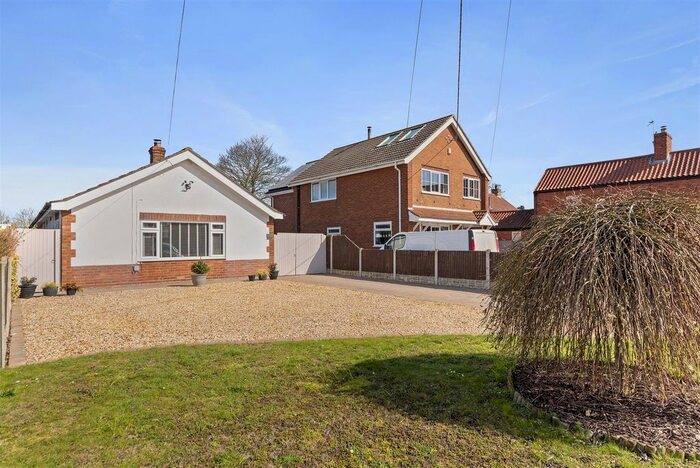 4 Bedroom Detached Bungalow To Rent In Scarle Lane, Eagle, Lincoln, LN6