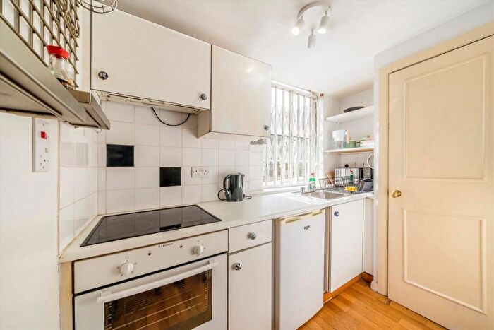 1 Bedroom Flat To Rent In Old Castle Street, Aldgate, E1