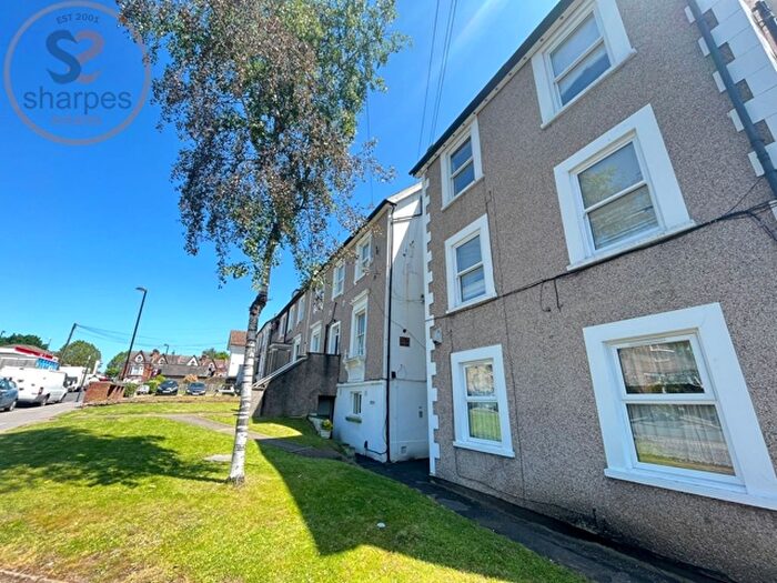 1 Bedroom Flat To Rent In Holmesdale Road, South Norwood, London, SE25