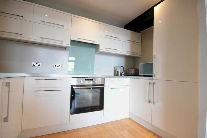 1 Bedroom Flat To Rent In Flat, Warehouse, Kingston Street, Hull, HU1