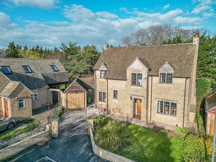 3 Bedroom Property For Sale In Bryants Close, Frenchay, Bristol, BS16