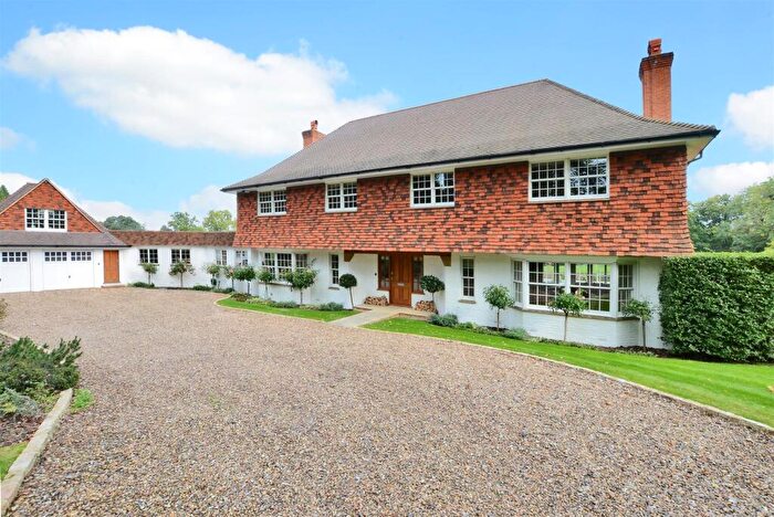 5 Bedroom Detached House For Sale In Pine Walk, East Horsley, KT24