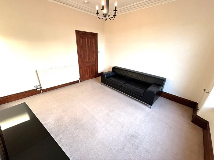 1 Bedroom Flat To Rent In Mid Stocket Road, West End, Aberdeen, AB15