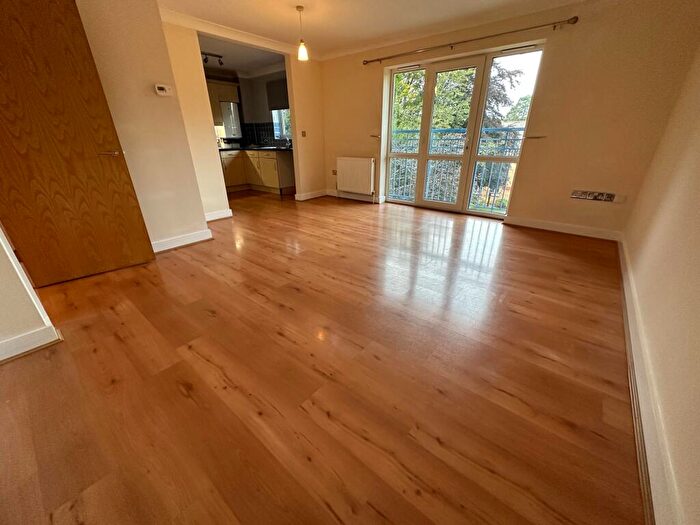 2 Bedroom Flat To Rent In Birches, Surrey Road, Poole, BH12