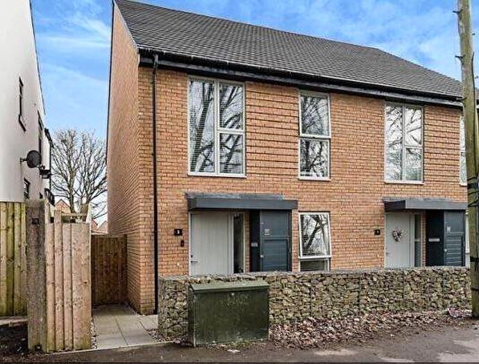 3 Bedroom Semi-Detached House For Sale In Winterbourne Drive, Westhoughton, BL5