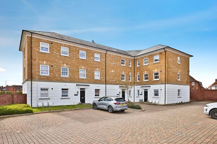 3 Bedroom Apartment For Sale In Shepherd Court, Yeovil, BA21
