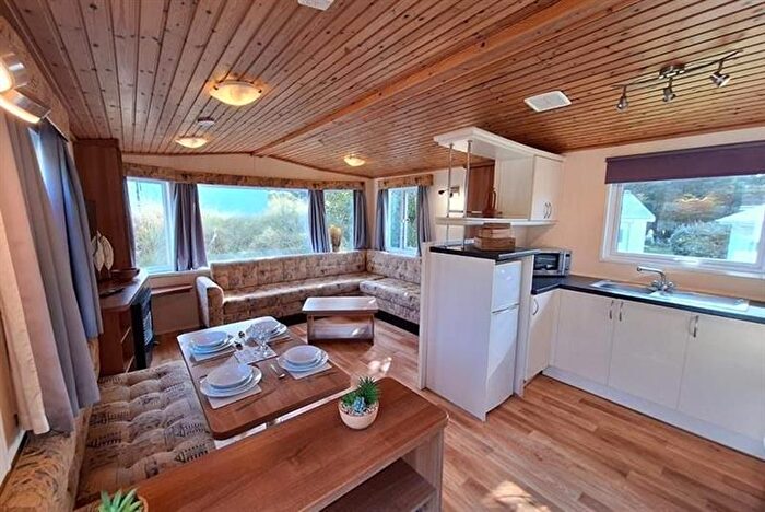 Park Home For Sale In Lineside, Hubberts Bridge, Boston, PE20