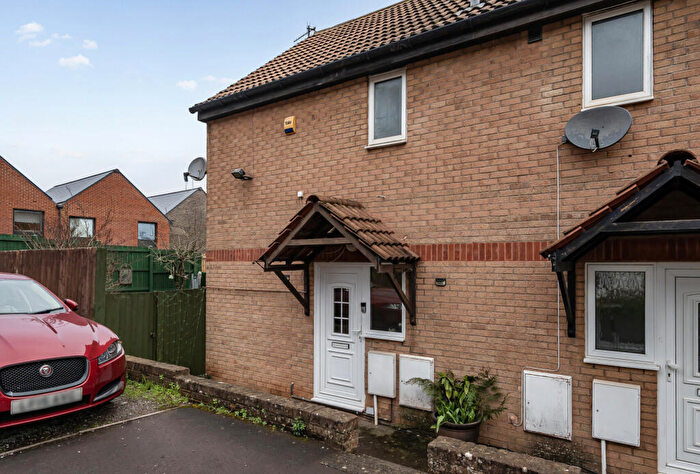 2 Bedroom Semi Detached House For Sale In Ash Walk, Brentry, Bristol, Somerset, BS10