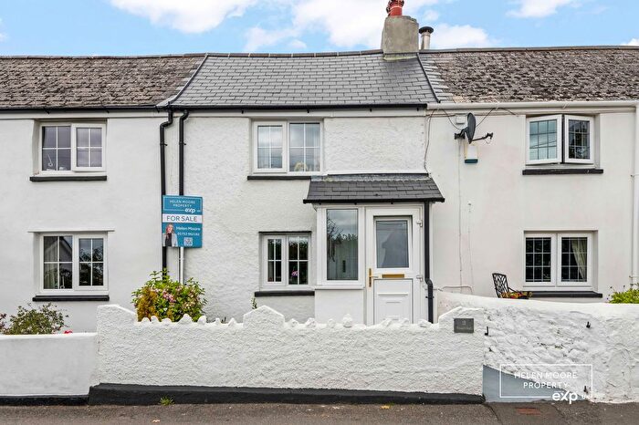 2 Bedroom Cottage For Sale In Western Row, Hemerdon, Plymouth, PL7