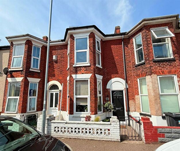 3 Bedroom Terraced House For Sale In Admiralty Road, Great Yarmouth, NR30