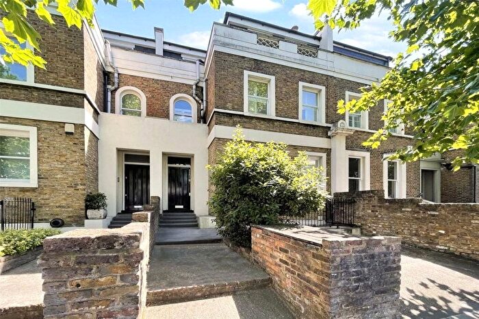 4 Bedroom Detached House To Rent In Goldhawk Road, Shepherds Bush, W12