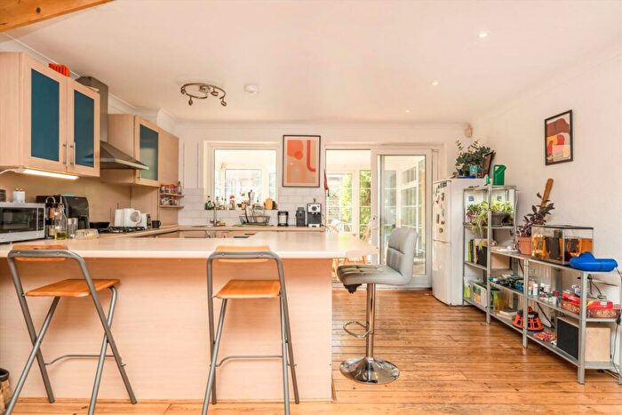 3 Bedroom End Of Terrace House For Sale In Torrington Place, Wapping, E1W