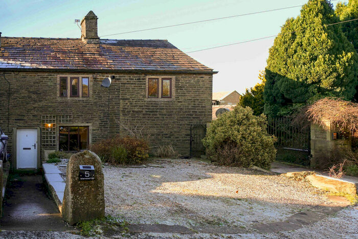 3 Bedroom Cottage To Rent In Isherwood Fold, Turton, Bolton, Lancs, ., BL7