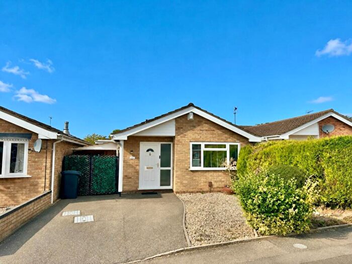 2 Bedroom Detached Bungalow For Sale In Obelisk Rise, Kingsthorpe, Northampton, NN2