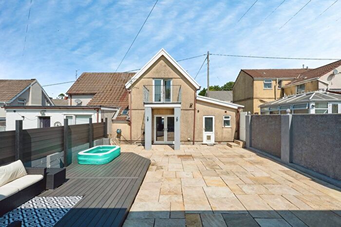 3 Bedroom Semi Detached House For Sale In Iscoed Road, Hendy, Pontarddulais, Swansea, SA4