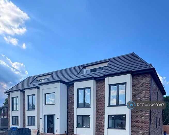 1 Bedroom Flat To Rent In Warwick Close, Barnet, EN4