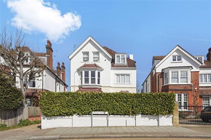1 Bedroom Flat For Sale In Lytton Grove, Putney, London, SW15