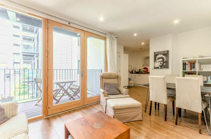 1 Bedroom Flat To Rent In Raine Street, Wapping, London, E1W