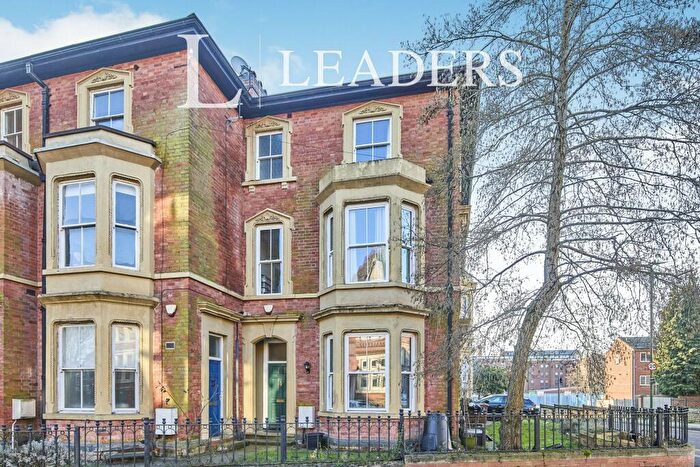 4 Bedroom Terraced House To Rent In Burns Street, NG7