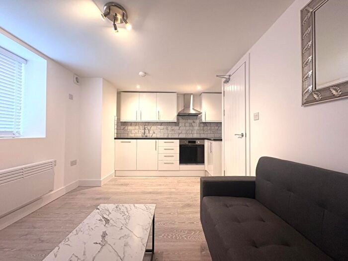 2 Bedroom Flat To Rent In Crwys Court Crwys Road, Crwys Road, Cathays, CF24