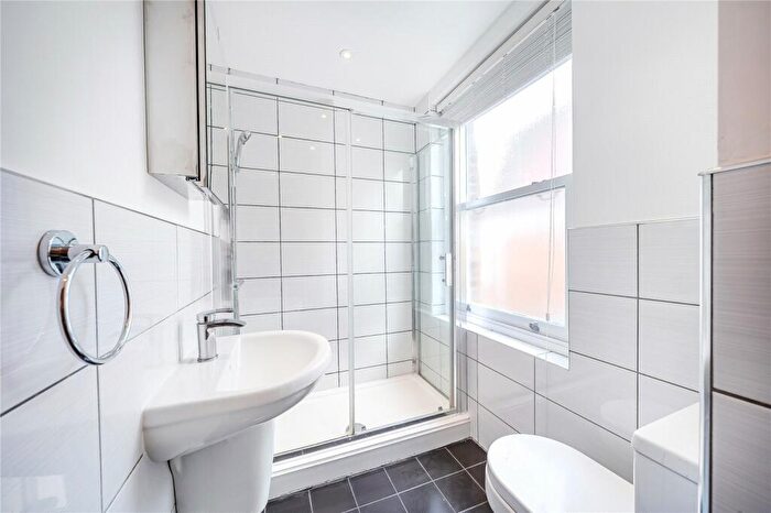 1 Bedroom Apartment For Sale In Fitzjohns Avenue, London, NW3