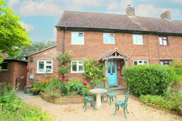 4 Bedroom Semi-Detached House For Sale In Cottered Road, Throcking, Buntingford, SG9