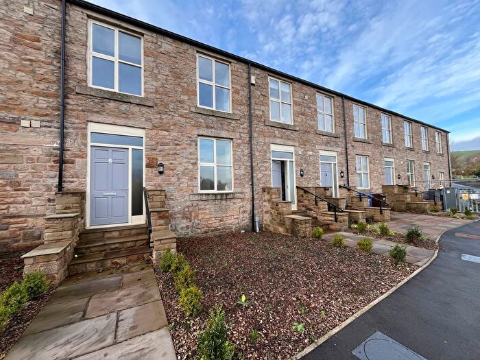 3 Bedroom Town House For Sale In Burtons Mill, Newchurch In Pendle, Pendle, BB12