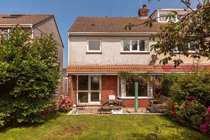 3 Bedroom Semi-detached House For Sale In Overland Close, Mumbles, Swansea, SA3