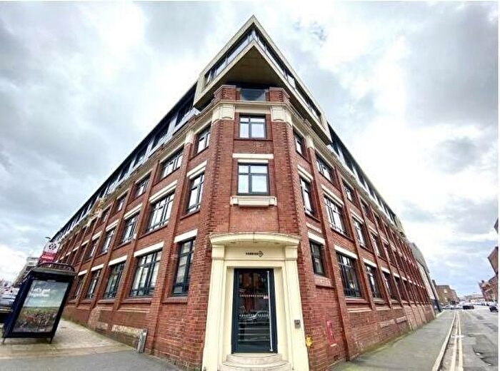 2 Bedroom Flat To Rent In Lombard Street, Birmingham, West Midlands, B12