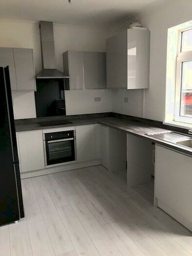 2 Bedroom Terraced House To Rent In Church Road, Edlington, Doncaster, DN12