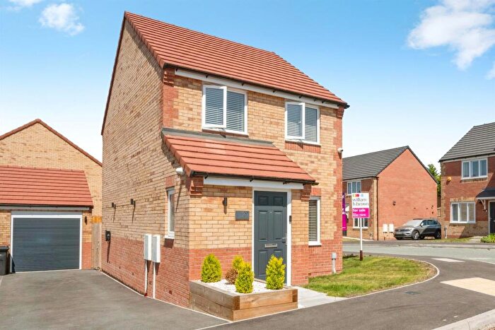 3 Bedroom Detached House For Sale In Forterra Way, Bircotes, Doncaster, DN11
