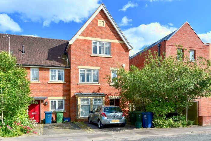 4 Bedroom Town House To Rent In Glanville Road, Hmo Ready Sharers, OX4