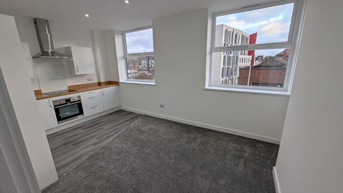 1 Bedroom Flat To Rent In Percy Street, Hull, HU2