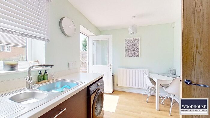 2 Bedroom Terraced House For Sale In Aldermere Avenue, Cheshunt, EN8