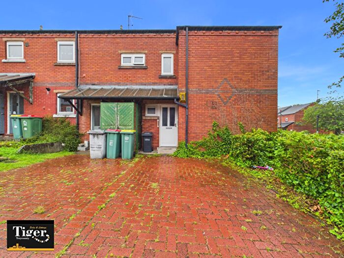 2 Bedroom Flat For Sale In Bloomfield Court, Preston, PR1