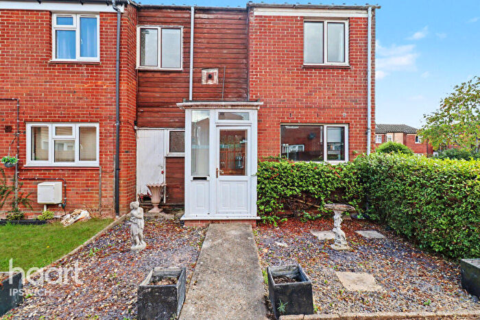 3 Bedroom End Of Terrace House For Sale In Rodney Court, Woodbridge, IP12