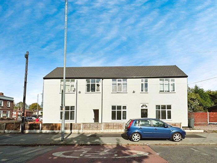 3 Bedroom Flat To Rent In School Lane, Manchester, M20