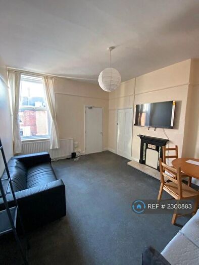 3 Bedroom Flat To Rent In Jesmond, Newcastle Upon Tyne, NE2