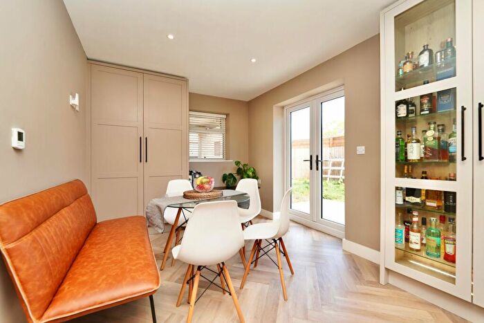 3 Bedroom Detached House For Sale In Priory Lane, Huntingdon, Cambridgeshire., PE29