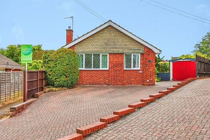 2 Bedroom Detached Bungalow For Sale In Dumbles Close, Ilkeston, DE7