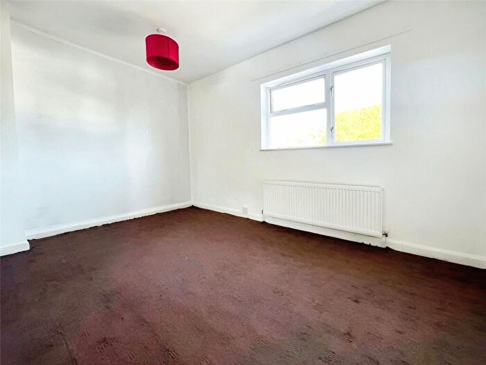 2 Bedroom End Of Terrace House To Rent In Nith Place, Dudley, West Midlands, DY1
