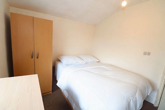 1 Bedroom House To Rent In Monega Road, London, E7